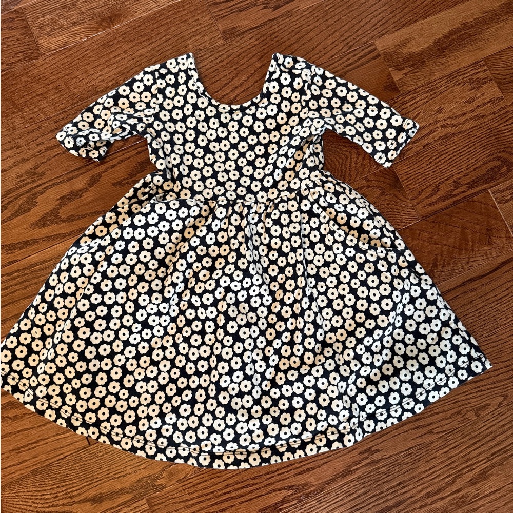 Hanna Anderson Floral Black and White Kids Dress 3T with pockets